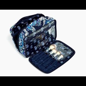 NWT Vera Bradley Large Blush and Brush Case